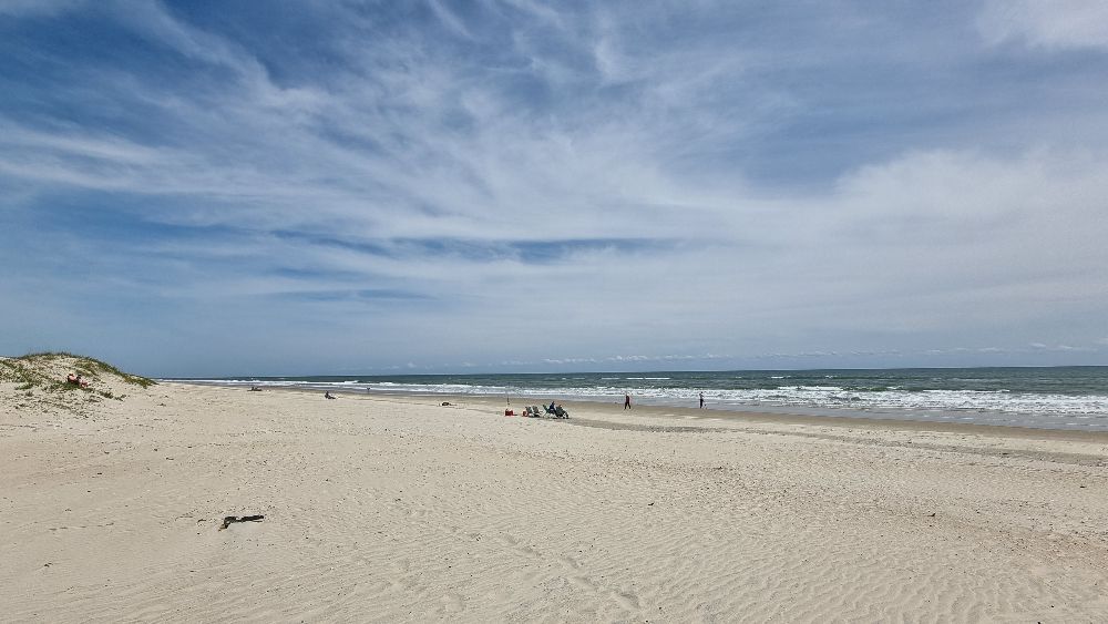 Ocracoke Strand 20230425_134746.jpg